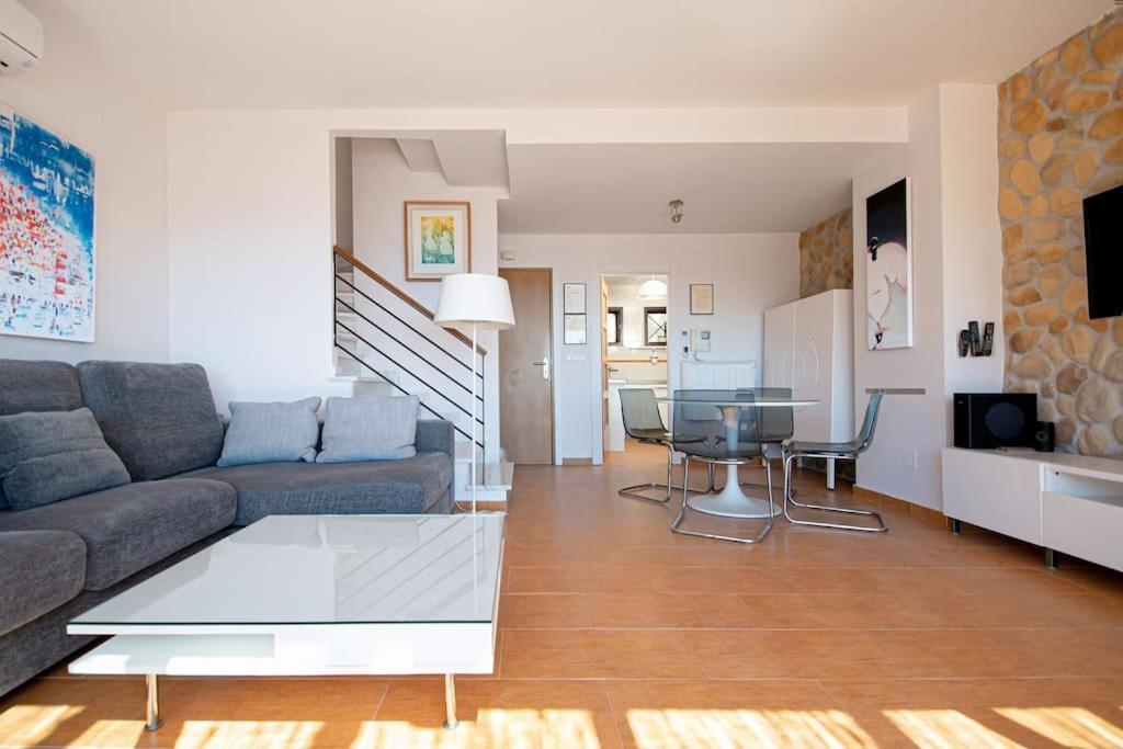 Sunny House With Great Sea Views, 3 Terraces, Private Heated Pool And Sauna La Herradura  Exterior foto